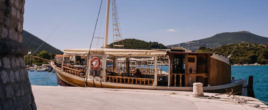From Dubrovnik: Mali Ston Oyster Farm & Boat Experience - Scenic Coastal Journey from Dubrovnik to Mali Ston