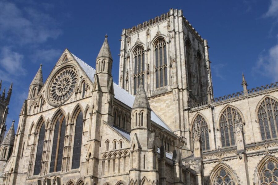 From Edinburgh: 5 Day Best of Northern England Tour - Exploring York’s Medieval Charm Over Two Nights
