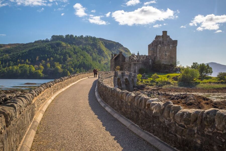 From Edinburgh: Isle of Skye and Outer Hebrides 6-Day Tour - Starting in Edinburgh: From the Kelpies to Inverness