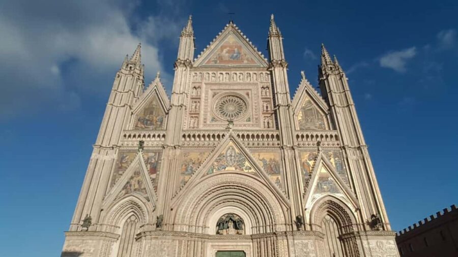 From Florence: Assisi and Orvieto in a Full-Day Tour - Convenient Pickup and Transport