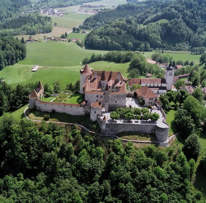 From Geneva: Gruyères Tour with Cheese & Chocolate Factories - Exploring the Maison Cailler Chocolate Factory