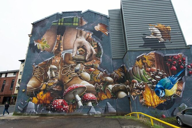 From Greenock: Stirling Castle, Culross and Glasgow Private Tour - Discover Culross: A Film-Lover’s Dream