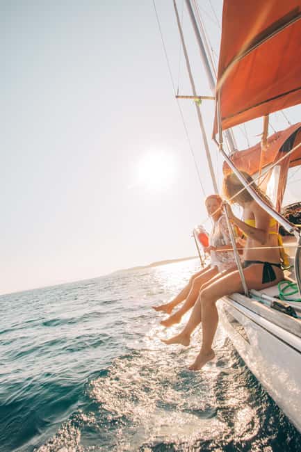 From Heraklion: Private Sunset Trip with our Hanse 470 - Setting out on a Scenic 75-Minute Sail to Dia Island