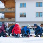 From Interlaken: Grindelwald Beginners Snowboarding Lesson - Meeting at the Outdoor - Interlaken Base