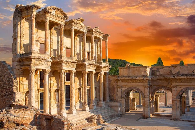 From Izmir: Ephesus, House of Mary WITH ENTRY TICKETS+LUNCH - Visiting the Ancient City of Ephesus: Highlights and Must-Sees