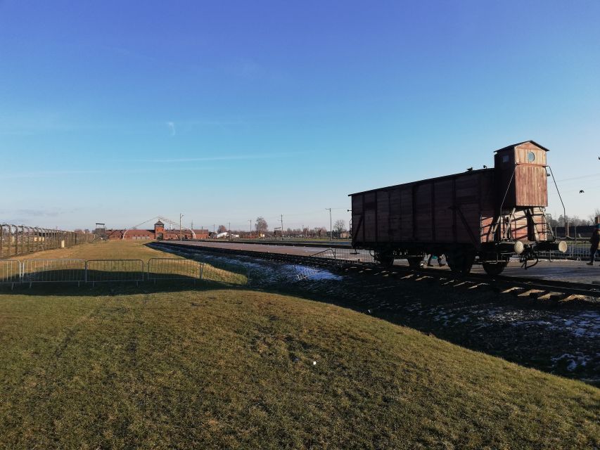From Katowice: Auschwitz-Birkenau Skip-the-Line Guided Tour - Visiting Auschwitz II-Birkenau: Key Highlights