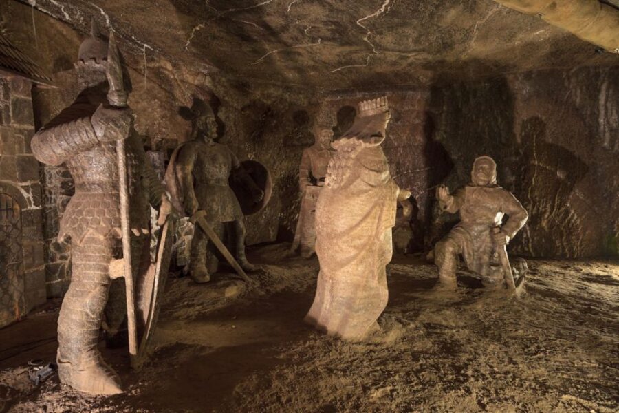 From Krakow: Auschwitz Birkenau and Salt Mine Guided Tour - From Auschwitz to the Wieliczka Salt Mine: A 1.5-Hour Bus Transfer