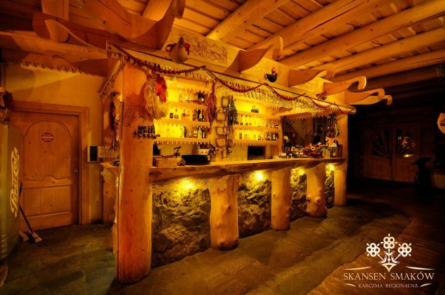 From Krakow: Polish Folk Show with All-You-Can-Eat Dinner - Scenic Setting Near Krakow at Lake Kryspinów