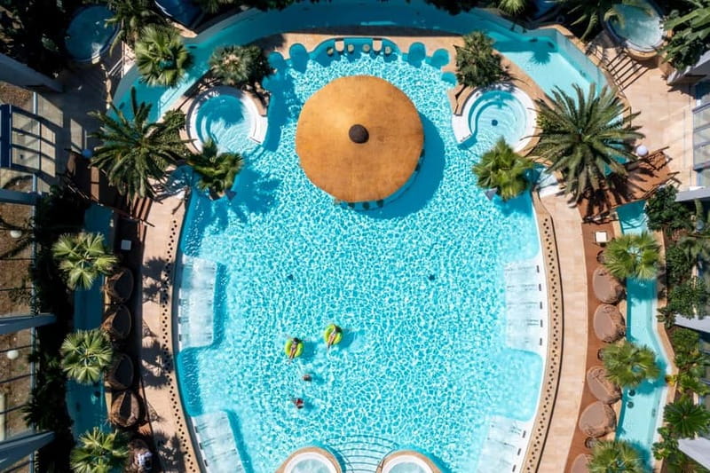 From Krakow: Tropical pools Binkowski Resort - Convenient Pickup and Return Service in Krakow