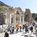 From Kusadasi or Selcuk: Full-Day Ephesus Tour with Lunch - Pickup and Transportation Logistics in Kusadasi and Selcuk