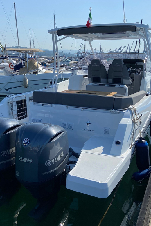 From La Spezia: 5 Terre Private Boat Tour (Lunch and Drinks) - Starting Point at Porto Mirabello for a Smooth Departure