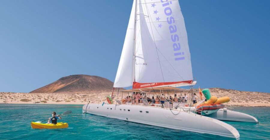From Lanzarote: Sailing Day Trip Around La Graciosa - Pickup and Transportation Logistics in Lanzarote