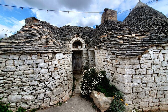 From Lecce: Alberobello, Locorotondo, Ostuni & Apulian brunch - Discovering Locorotondo’s Gastronomy and Vineyards