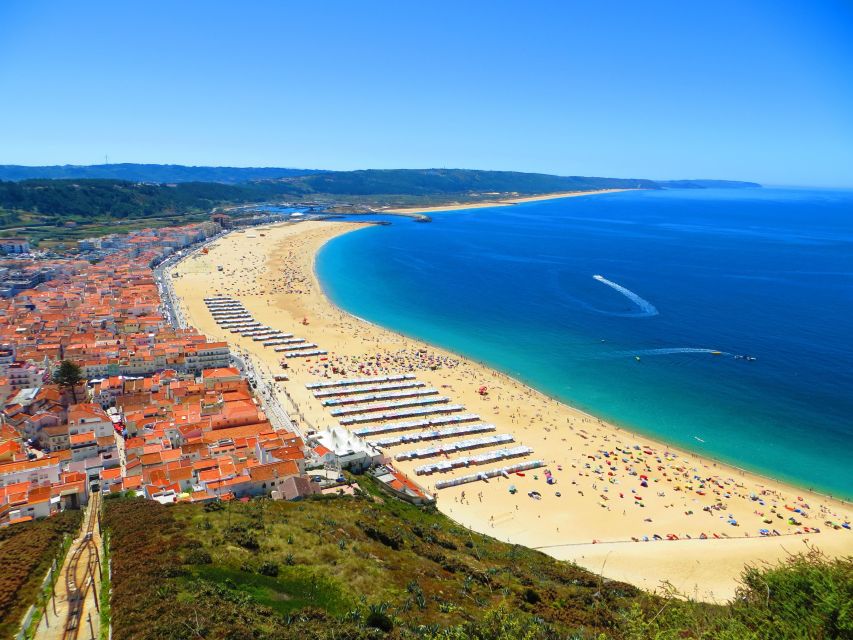 From Lisbon: Big Waves Nazaré, Óbidos & Batalha - Nazaré: Witnessing the World’s Biggest Waves