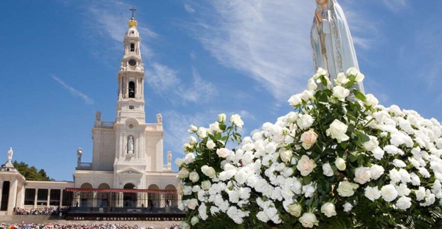 From Lisbon: Fatima Sanctuary Private Day Tour - The Setting of Sanctuary Square: An Impressive Site