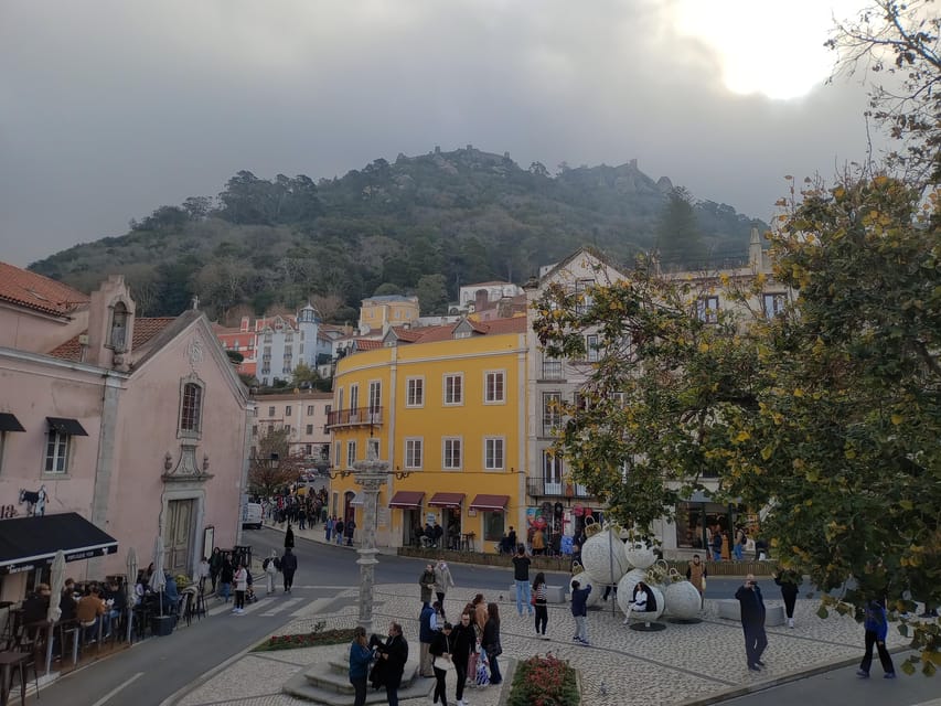 From Lisbon: Sintra, Azenhas do Mar, and Cascais Day Trip - Starting from Lisbon with a Convenient Pickup