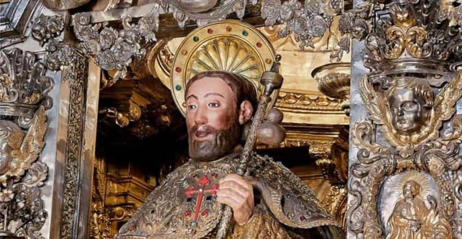 From Lisbon: To Santiago de Compostela Day Trip with Fatima - Discovering the Sacred Sanctuary of Fátima