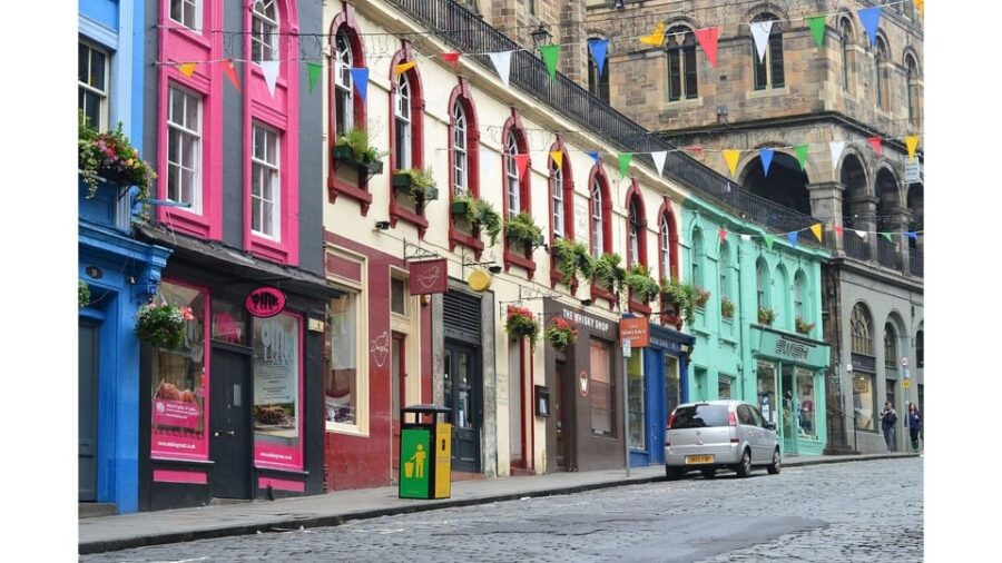 From London: 3-Day Edinburgh Castle and Loch Ness Rail Tour - Discovering Edinburgh with a Guided Bus Tour