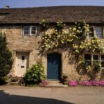 From London: Cotswolds, Country Pub Lunch & Lavender Fields - Discovering Snowshill and Filming Locations