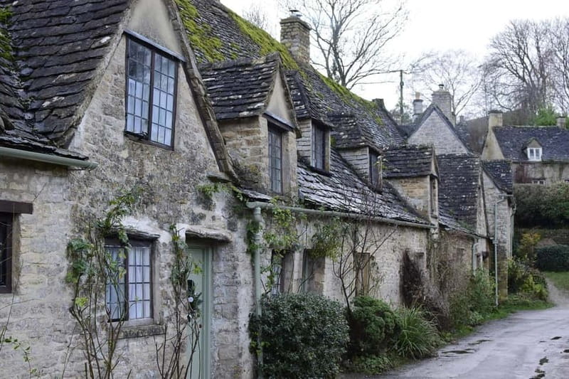 From London: Full-Day Cotswolds Group Tour - The Scenic Two-Hour Drive from London to Burford
