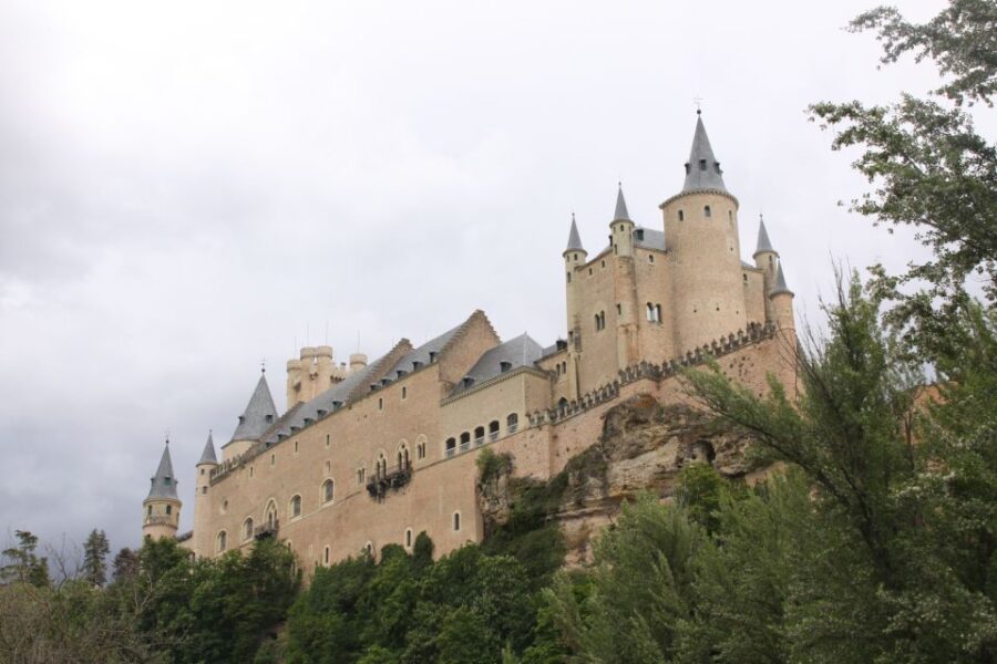 From Madrid: Avila and Segovia Full-Day Tour - Discovering Segovia’s Roman Aqueduct and Medieval Fortress