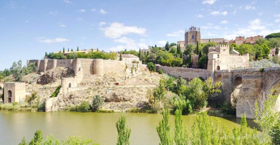 From Madrid: Toledo Guided Day Trip with Cathedral Admission - Starting from Madrid in Comfort and Style