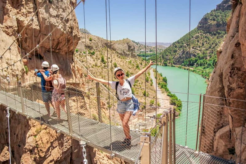From Málaga: Caminito del Rey Day Trip & Guided Tour - Convenient Meeting Point and Transportation Details