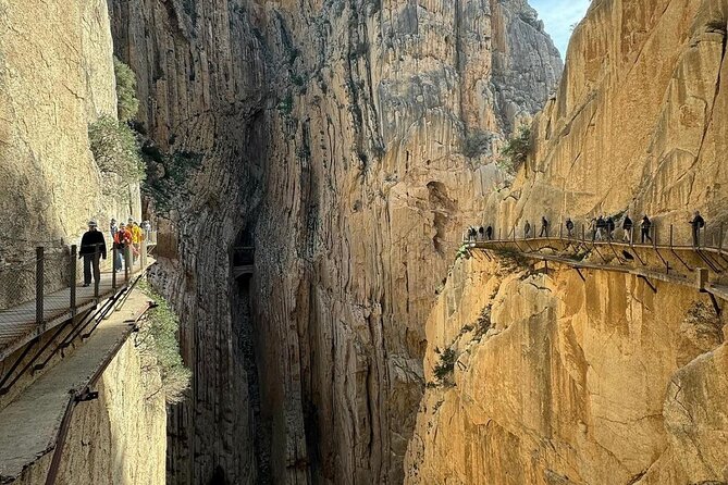 From Malaga: Caminito del Rey tour with Private Transportation - Visiting the Iconic Caminito del Rey