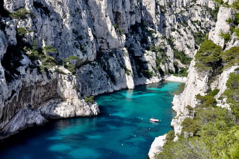 From Marseille: Iconic Calanques Boat Tour with Swimming - Practicalities of Meeting and Departing