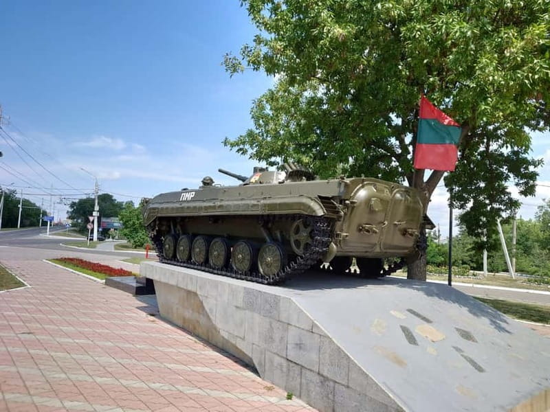 from Moldova:Tour to Soviet Transnistria with Cognac - Visiting Bender Fortress and Its Significance
