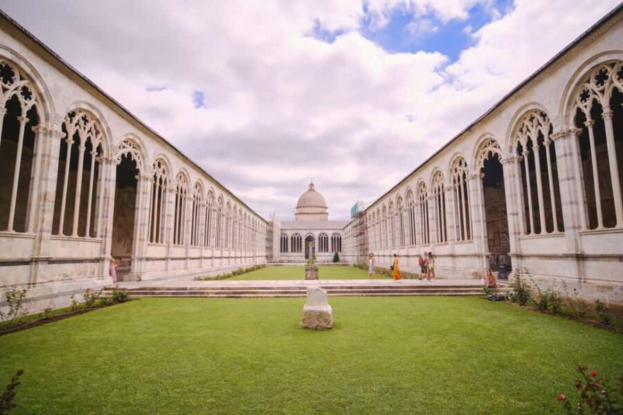 From Montecatini: Pisa & Lucca Day Full Day Tour - Transitioning from Pisa to Lucca’s Enchanting Old Town