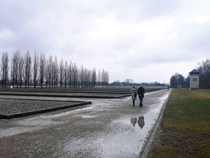 From Munich: Dachau Memorial Site Tour in Spanish - Key Points