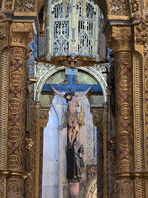 From Nazaré - Tomar, Fátima, Batalha, Alcobaça, & Óbidos - Discover the Convent of Christ in Tomar