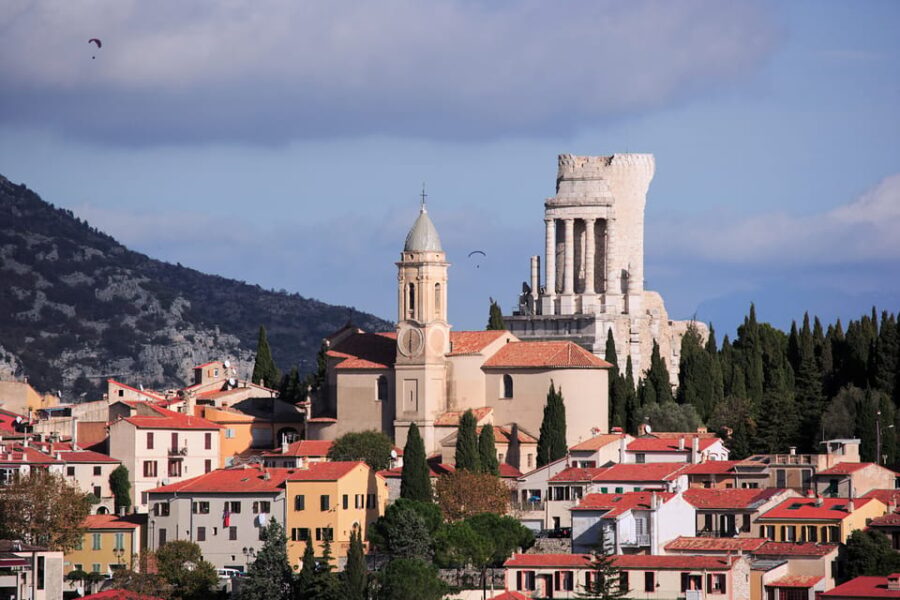 From Nice, Cannes, Villefranche: French Riviera Day Trip - Antibes: From Yacht Harbors to Historic Streets