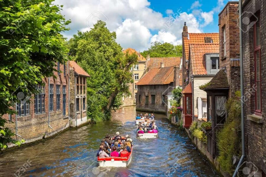 From Paris: Bruges Gourmet & Chocolate Day Tour - Exploring Bruges’ Historic Center on a Guided Food Tour