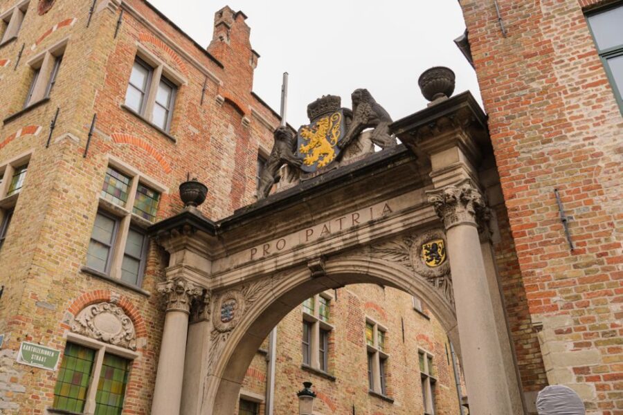 From Paris: Bruges Guided Tour with Hotel Pickup - Pickup and Drop-Off in Paris