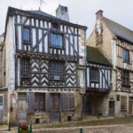 From Paris: Burgundy Region Winery Tour with Tastings - Visiting a 15th-Century Family Winery