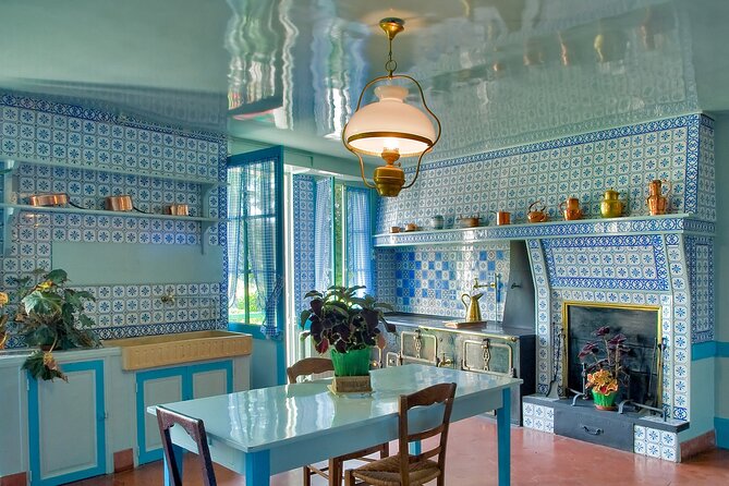 From Paris: discovery of Monet's house and its gardens in Giverny - Visiting Monets House in Giverny