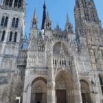 From Paris: Guided Tour of Honfleur, Etretat, and Rouen - From Pickup to Drop-off: Convenient Start and End in Paris