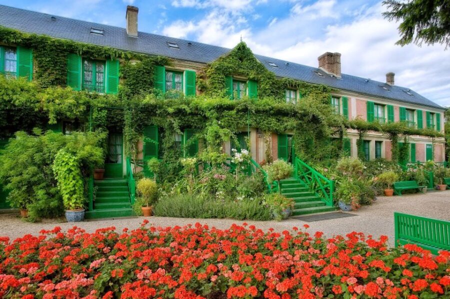 From Paris:Visit of Monet's house and its gardens in Giverny - Exploring Monet’s House and Inspiring Gardens
