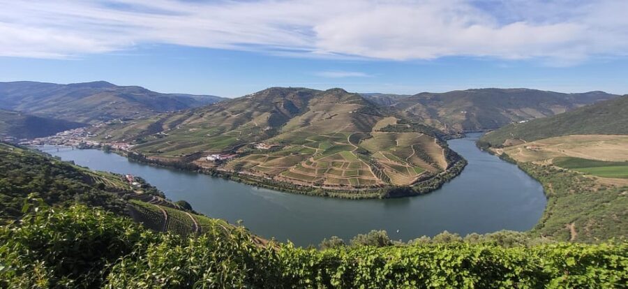 From Pinhão: Douro Valley Tour w/ Wine Tasting and Boat Trip - Scenic Douro River Boat Cruise with Stunning Views