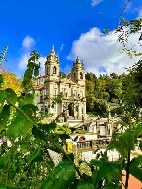 From Porto: Braga and Guimarães Day Tour with Lunch - Guided Tour of Guimarães Castle and Royal Palaces