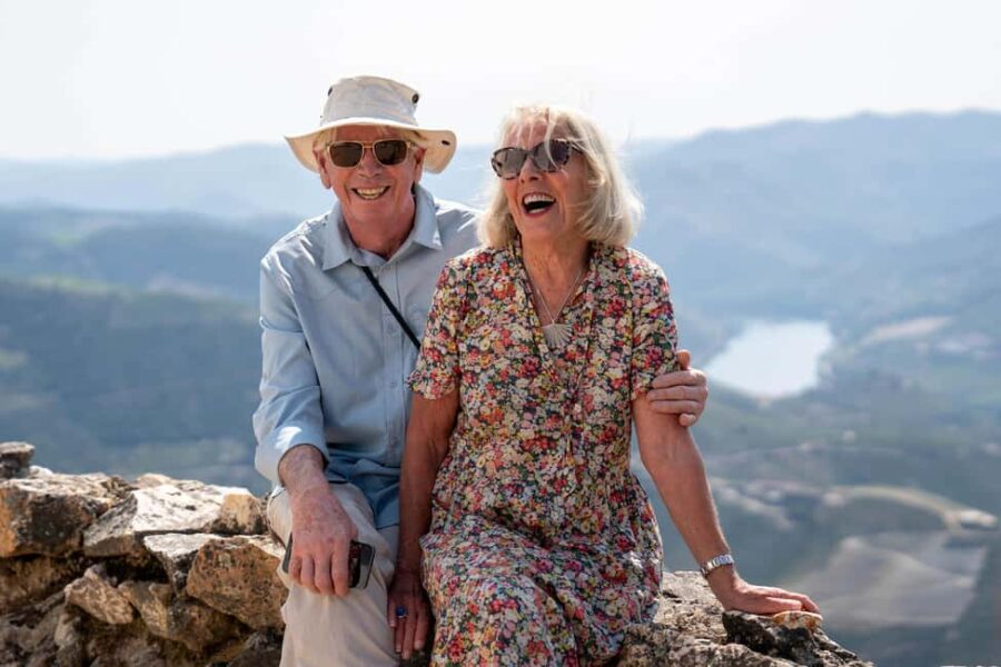 From Porto: Small Group Douro Valley Tour with Wine & Cruise - From Porto to the Douro Valley in Comfort