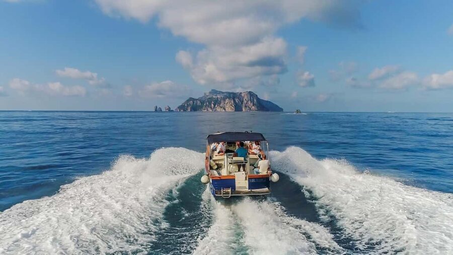 From Positano: Day trip to Capri - Group Tour by boat - The Route from Positano to Capri
