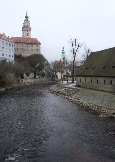 From Prague: Cesky Krumlov Tour with a Guide - Exploring Cesky Krumlov’s Architectural Heritage