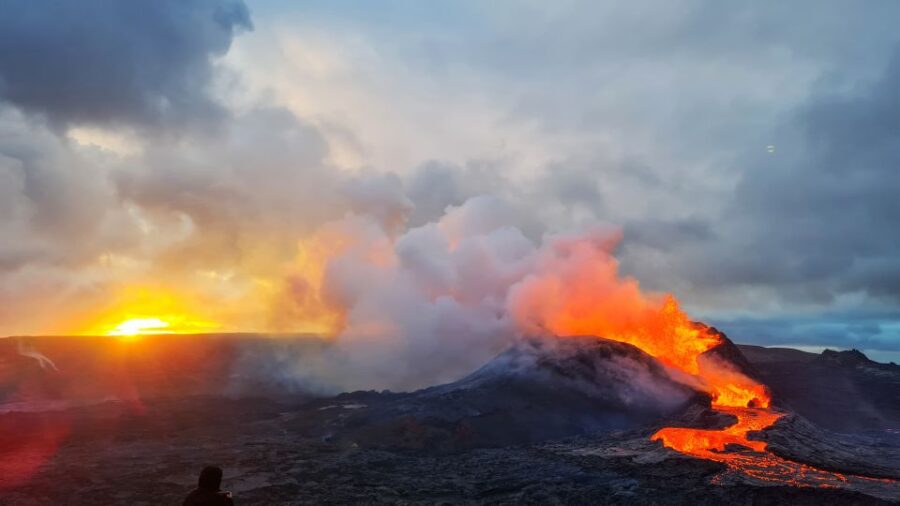 From Reykjavík: Fagradalsfjall Volcano Hike with Geologist - Pickups and Transportation for an Easy Start
