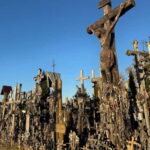 From Riga: Trip to the Hill of Crosses and Pearls of Jelgava - Traveling Through Latvia’s Vibrant Countryside
