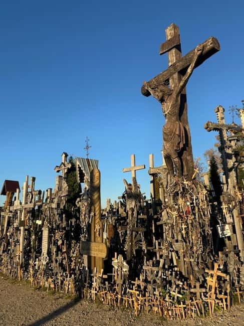 From Riga: Trip to the Hill of Crosses and Pearls of Jelgava - Traveling Through Latvia’s Vibrant Countryside