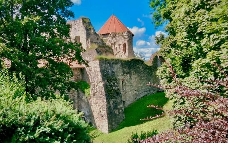 From Riga: Turaida, Sigulda, and Cesis Private Full-Day Trip - Discover Turaida Castle’s 800-Year-Old Walls