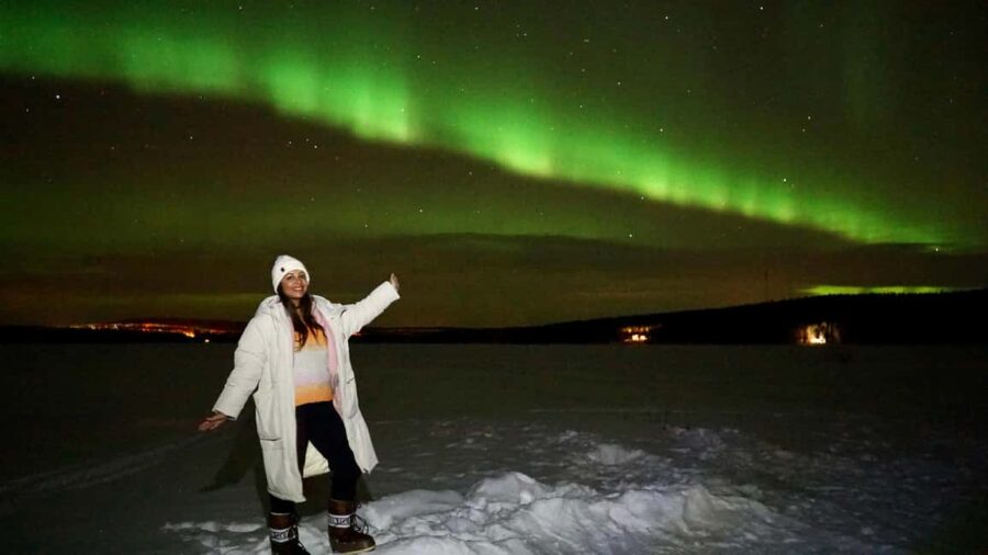 From Rovaniemi: Northen Lights Hunting Tour - Scenic Locations Near Lakes and Rivers for Aurora Viewing